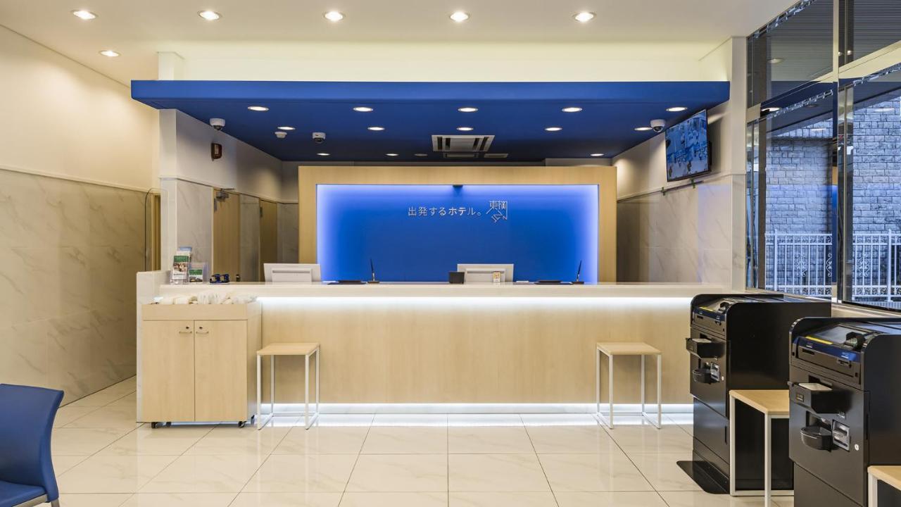 Toyoko Inn Kita-Asaka-Eki Nishi-Guchi Exterior foto